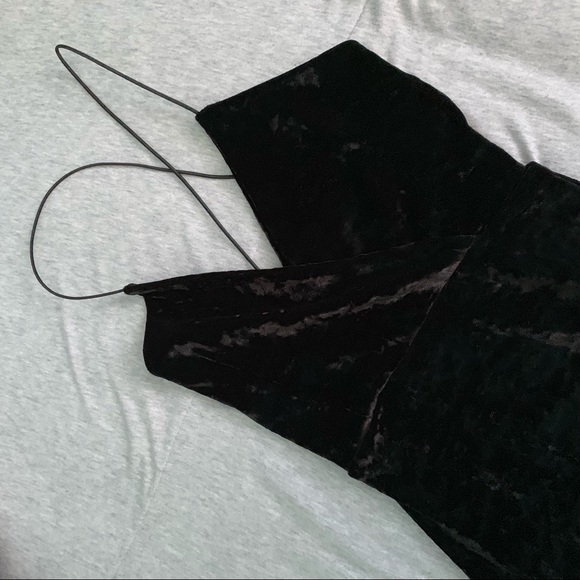 Velvet Dress - Picture 3 of 6